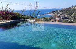 L1117 Ligurian style villa with swimming pool and sea view for sale in Bordighera. 0
