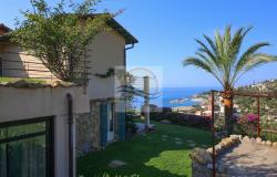 L1117 Ligurian style villa with swimming pool and sea view for sale in Bordighera. 4