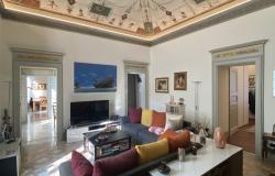 Como – Lake Como (CO), unique second floor apartment. Ref.02l 8
