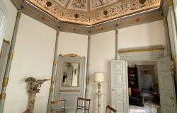 Como – Lake Como (CO), unique second floor apartment. Ref.02l 10