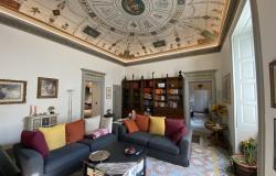 Como – Lake Como (CO), unique second floor apartment. Ref.02l 4