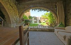Historic property with garden and business potential 22
