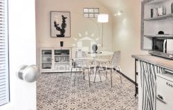 Beautifully renovated apartment 0