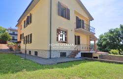 Semi-detached house with panoramic views 22