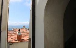 Built in the 1900s, fully restored, stone structure, 2 bed town house, with extra studio flat, and centrally heated  10