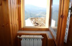 Bungalow, historic, stone town house, in habitable condition, 2 beds, amazing mountain views, with cellar, 30 mins to skiing  13