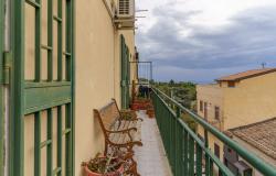 3 Bedrooms Apartment at Catania 8