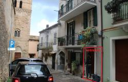 Recently, fully renovated 2 bedroom apartment with 25sqm terrace in the historic center of Lanciano  4