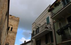 Recently, fully renovated 2 bedroom apartment with 25sqm terrace in the historic center of Lanciano  1