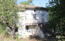 Farmhouse of 110sqm, 4 beds, 3500sqm of crop land, barn 100sqm to convert, original character easy access  3