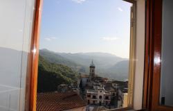 3 bed apartment with beautiful mountain views, completely finished, 200 meters to center  0