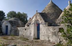 131799 - Trullo and lamia houses complex. 0