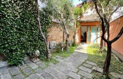 1)	Basilica of St. Anthony, charming townhouse with courtyard, terrace and garage. ref.61a 6