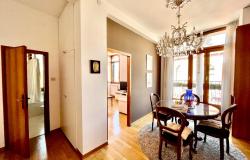 2)	Venice, San Polo district/Frari church, Stunning 3 bedroom apartment with charming canal view. Ref.188c 2