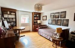 Campo San Lio /Rialto. Refined and charming two bedroom apartment with canal view. Ref. 187c 18