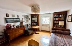 Campo San Lio /Rialto. Refined and charming two bedroom apartment with canal view. Ref. 187c 19