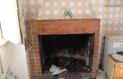 2 bed country house, 9000sqm of land, 200 meters to lively town and fabulous mountain views  5