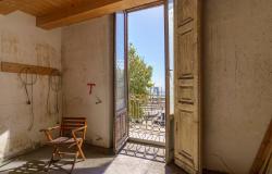 6 Bedrooms Apartments in Catania 15