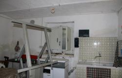 140sqm farm house surrounded by 4 hectares or 9 acres of mainly olive grove, 3.5km to the beach 7
