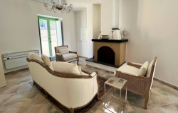 Luxury Newly Renovated 2 Bed Italian Palazzo Apartment - Palazzo Maratea 2