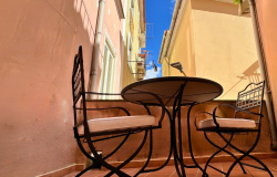 Luxury Newly Renovated 2 Bed Italian Palazzo Apartment - Palazzo Maratea 7