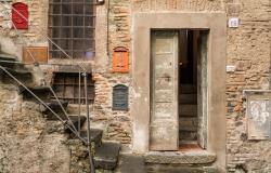 Apartment restored in the medieval borgo of Bracciano