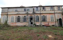 Elegant Historic Villa in Mondovì - MVI010