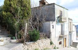 Stone structure, town house of 100sqm with garden, terrace, cellars, amazing views, 200 meters to the center  0