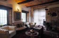 In a Commanding Position with Fine Views, a Farmhouse with Nearly 5 Hectares of Land in a Single Plot 12