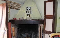 Stone, farm house of 100sqm with solar panels, 80sqm of outbuildings, nicely finished, 1500sqm of olive groves, peaceful panoramic position, need modernising 8