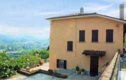 Country House with Stunning Views and about One Hectare of Land / CNL006