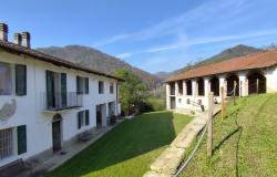 Farmhouse with Haybarn and Land in a Peaceful Location /BSA005