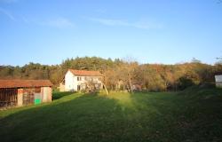 Country House with Panoramic Views and 8 Hectares of Land / DEG001