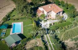 Authentic Tuscan farmhouse with pool, garden & panoramic views 0