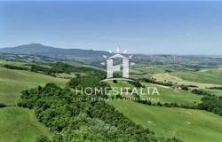 Authentic Tuscan farmhouse with pool, garden & panoramic views 19