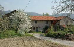  Original rustic farmhouse  in beautiful panoramic and sunny position - Piedmont- Langhe 2