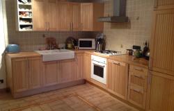 Part restored country house with land and apartments  0