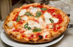 Neapolitan pizza