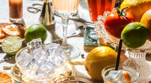 Negroni and other cocktails with gin / Photo: Maurese via Shutterstock