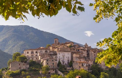 abruzzo rural property