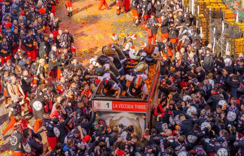 Ivrea Orange Festival / Photo: RnDmS via Shutterstock