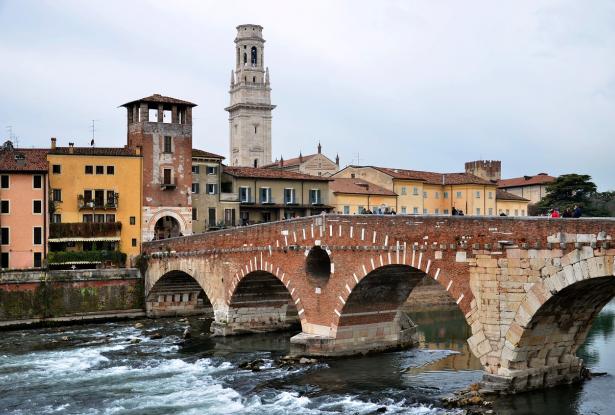 Ponte Pietra Ponte Pietra