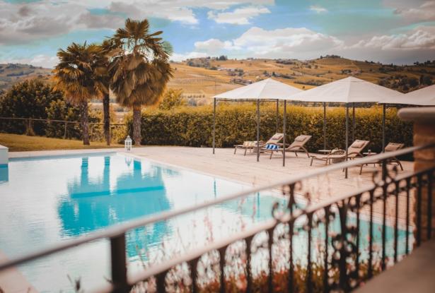 Almaranto Hotel & Retreat - pool