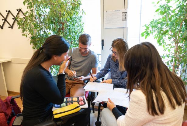 Il Centro - Language School