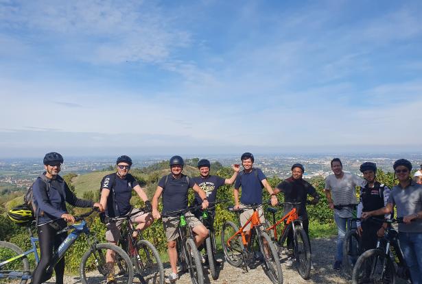 BACHELOR PARTY ON OUR E-BIKES