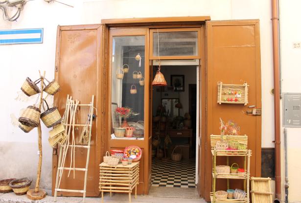 Basket Maker Shop