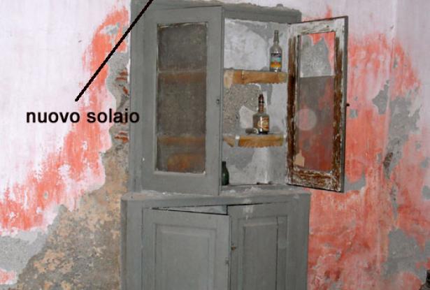 A Old Farm House to be restored in the Historical Center of Santa Domenica Talao 8