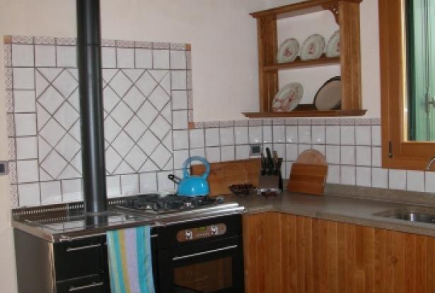Euganean Hills- ‘The tower’, a historic building in a stunning setting! ref.90 17