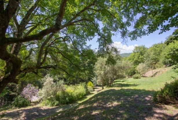 Country Home Restored In Montone Casale San Lorenzo M3063 Italy Magazine