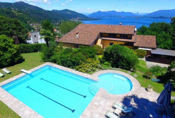 Exclusive Villa in Arona with magnificent views of Lake Maggiore 1